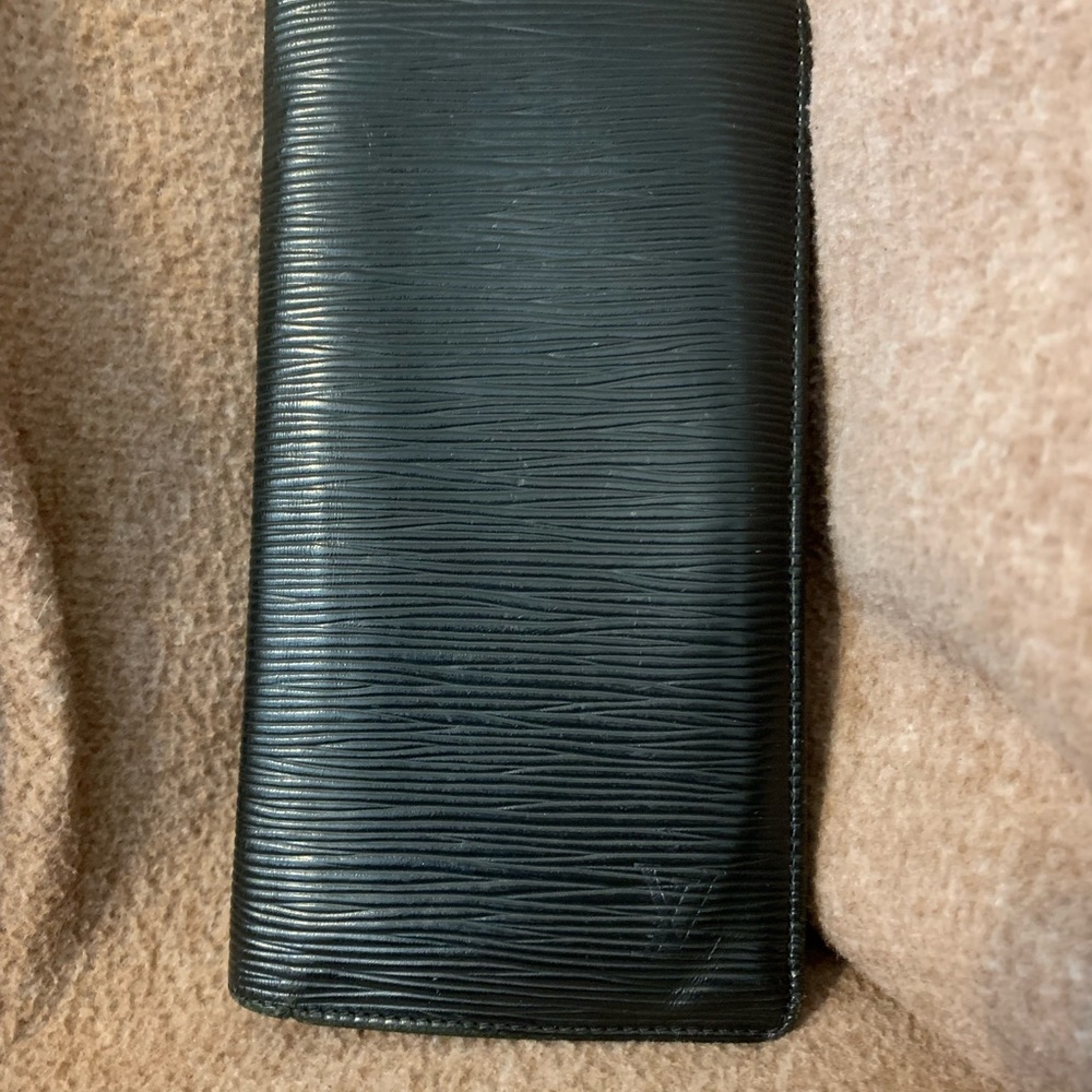 Authentic Louis Vuitton Epi Long Wallet
